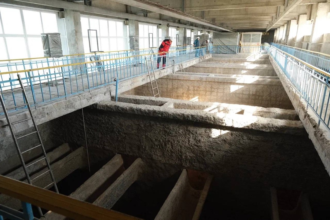 Глава Минстроя России Ирек Файзулин оценил ход работ по реконструкции системы водоснабжения Великого Новгорода