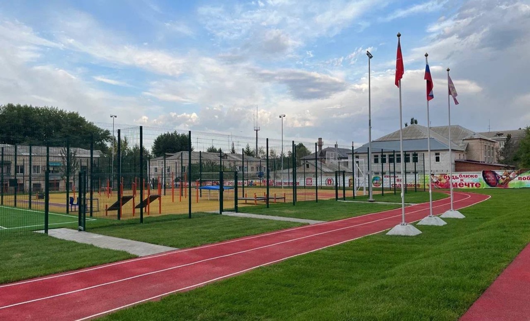 День знаний — в регионах присутствия ЛУКОЙЛа