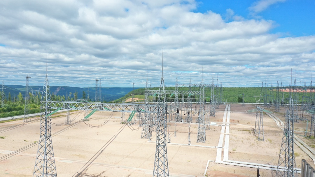 Енисейское управление Ростехнадзора проверило 1 этап реконструкции ПС 500 кВ Усть-Кут, застройщиком которого является ПАО «Россети», Иркутская область.
