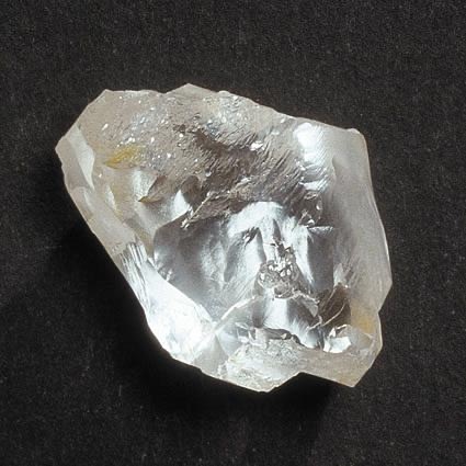 Календарь именных алмазов В 2000 году был добыт алмаз весом 98,6 карат, получивший наименование «70 лет Анабарскому улусу» в честь юбилея Анабарского…