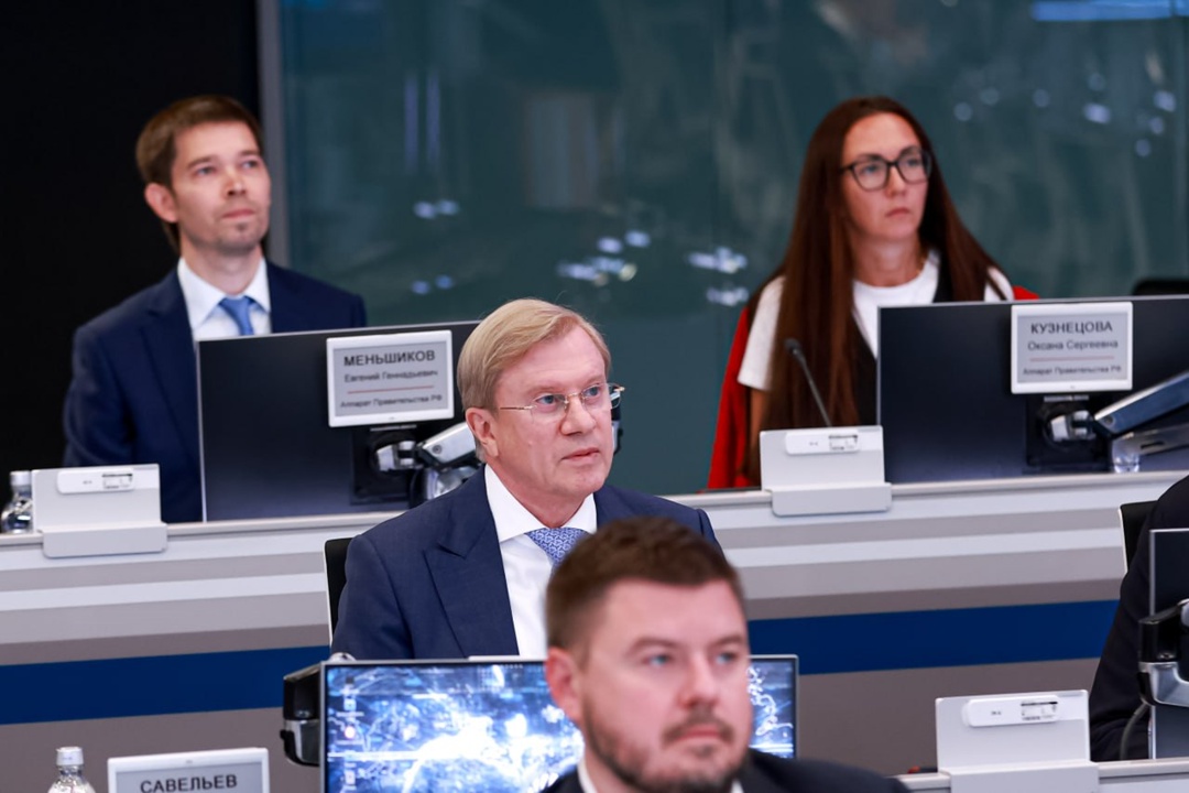 На заводе «Уральские локомотивы» в Верхней Пышме начали сварку первого кузова высокоскоростного поезда для ВСМ Москва – Санкт-Петербург.