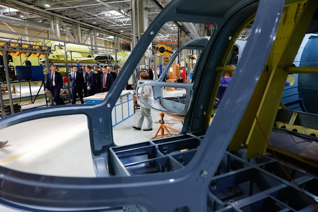 Импортозамещенный вертолет «Ансат» совершил первый полет.