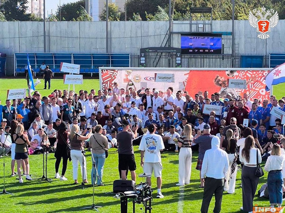 На личном примере: Сборная России победила в Международном футбольном турнире среди работников здравоохранения