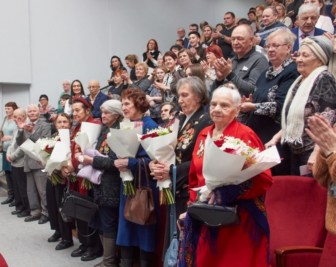 Бывает, что композиция, звучащая со сцены, – это не просто песня, а чья-то судьба, переданная в музыке и стихотворных строчках