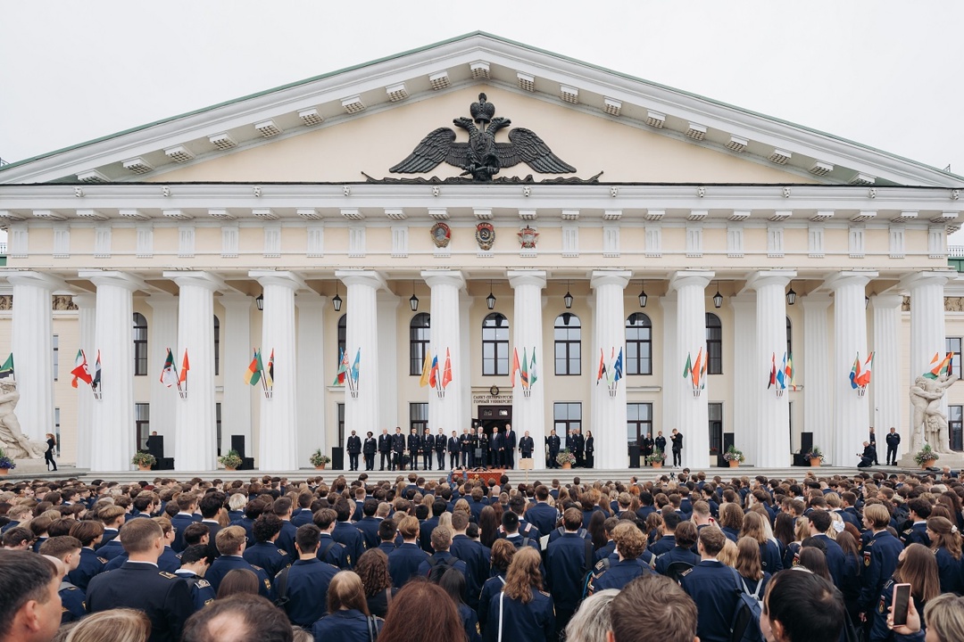 Первый заместитель генерального директора ПАО «ФосАгро» Сиродж Лоиков в ходе торжественных мероприятий Санкт-Петербургского горного университета поздравил…