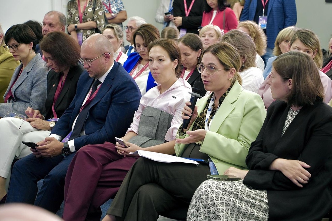 Завершаем насыщенный день FESCO на ВЭФ