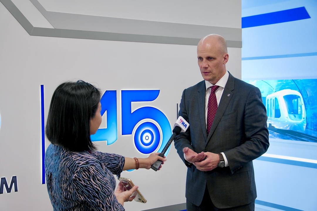 Завершаем насыщенный день FESCO на ВЭФ