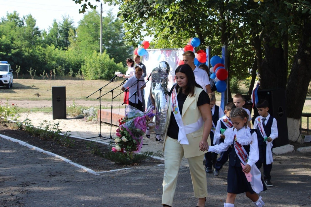 Регионом-шефом Воронежской областью ко Дню знаний были отремонтированы пять общеобразовательных школ в ЛНР