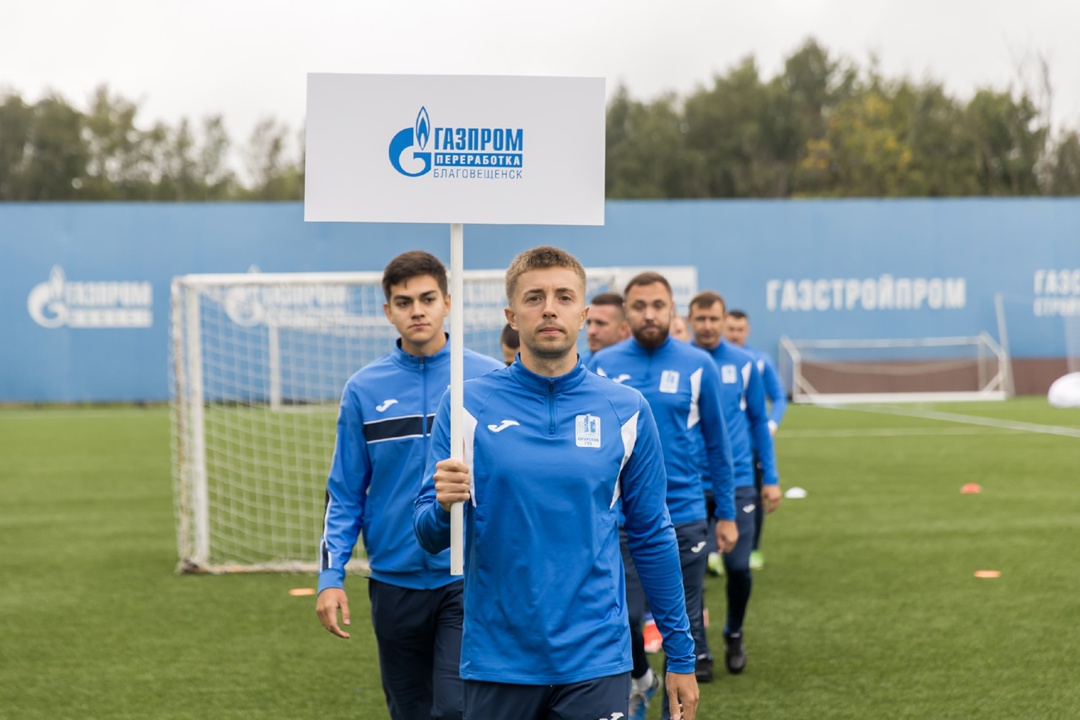 Дебют амурских газопереработчиков на корпоративном футбольном турнире в Санкт-Петербурге