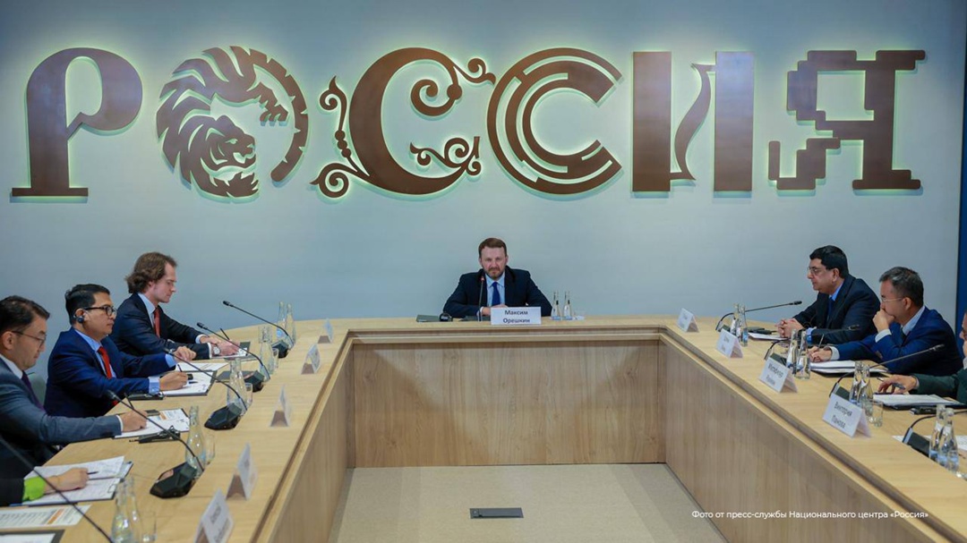 Логистика в новой реальности На сессии ВЭФ-2025 в национальном центре «Россия» Приморского края генеральный директор FESCO Пётр Иванов обозначил ключевые…