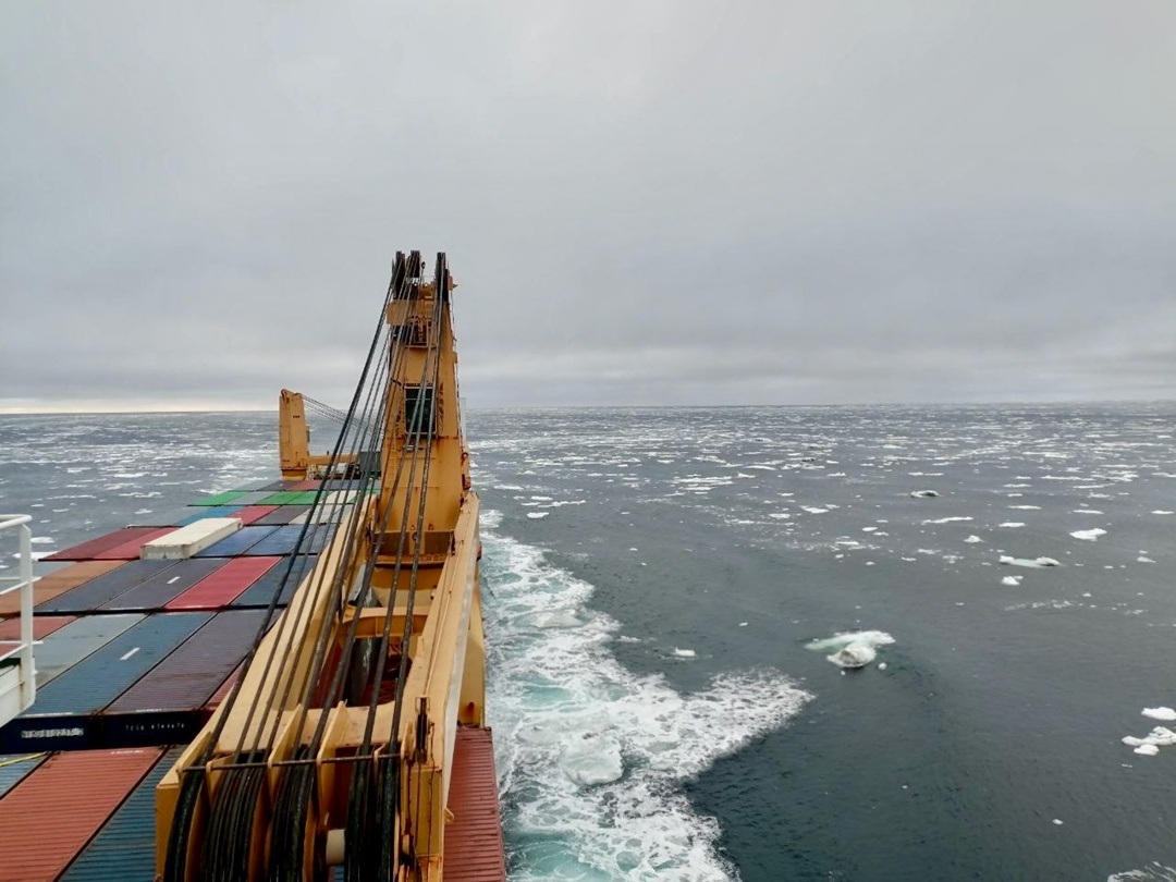 От наших моряков — прямиком в наши сообщения!