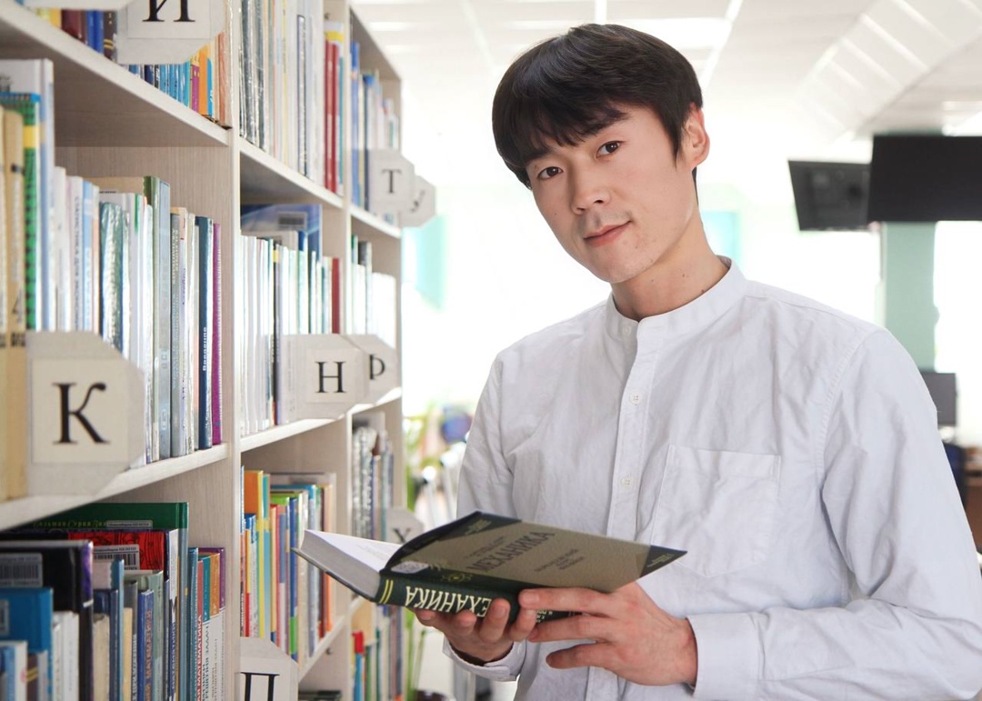 Дмитрий Чернышенко прокомментировал работу вузов по продвижению русского языка за рубежом.