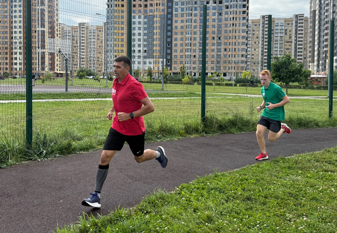 Ещё одна победа! На дистанции в 1 милю спортсмены Мясного бизнеса «Русагро» уверенно вырываются вперед и занимают 1 строку турнирной таблицы