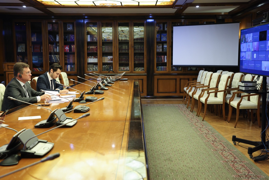 Вице-премьер Александр Новак принял участие в заседании группы восьми стран ОПЕК+.