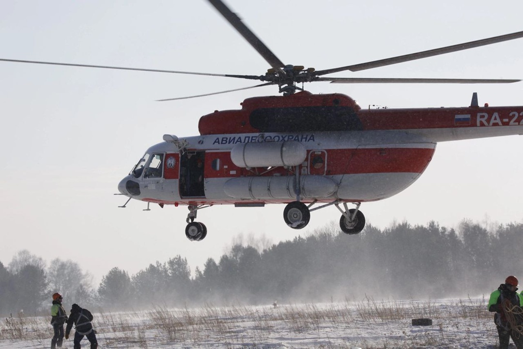 Красно-белый — самый смелый «Авиалесоохрана» уже несколько лет использует винтокрылые машины холдинга «Вертолеты России» для борьбы с пожарами, возникающими в…