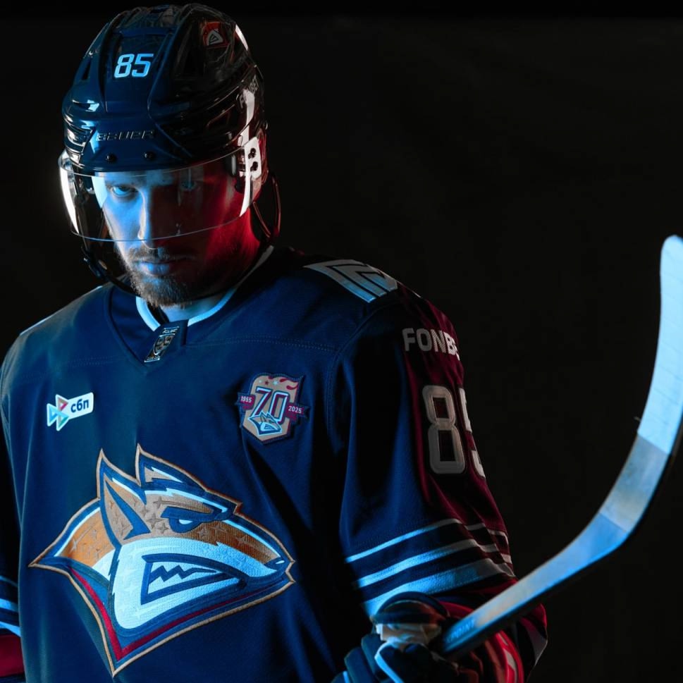 Капитанский почин! «Металлург» стартовал в новом сезоне КХЛ с победы – в серии буллитов одолели «Ак Барс» со счётом 4:3.