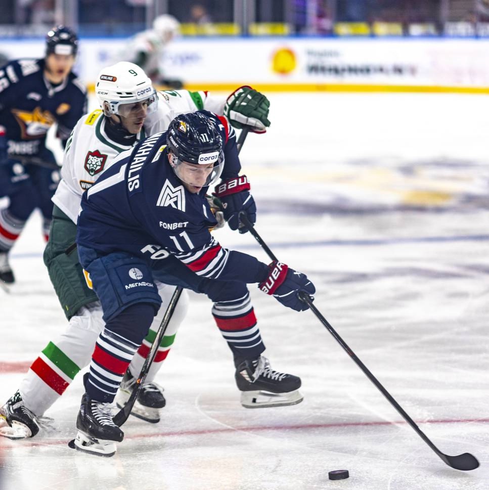 Капитанский почин! «Металлург» стартовал в новом сезоне КХЛ с победы – в серии буллитов одолели «Ак Барс» со счётом 4:3.