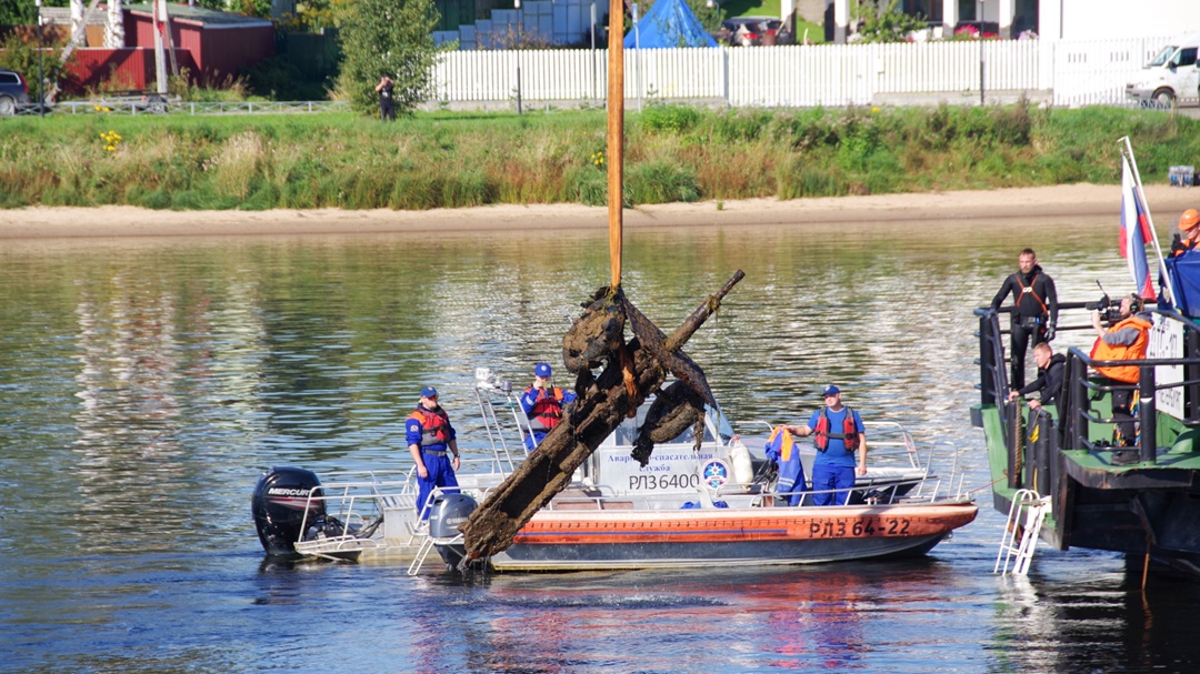 В День памяти жертв блокады Ленинграда на территории Кировского района Ленинградской области под эгидой Совета Федерации со дна реки Невы поднята боевая пушка…