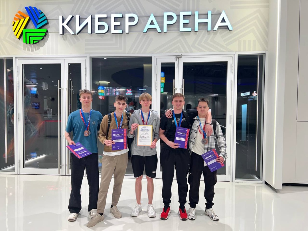 Киберчемпионат 2025 на Кубок ПАО «ММК» завершён!
«Центр развлечений» курорта «Притяжение» сегодня кипел от азарта, эмоций и ярких побед.