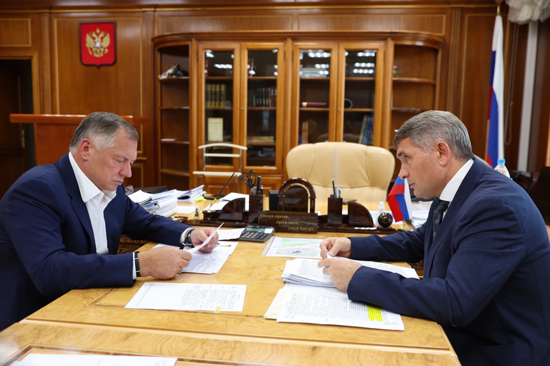 Марат Хуснуллин провел встречу с главой Чувашской Республики Олегом Николаевым