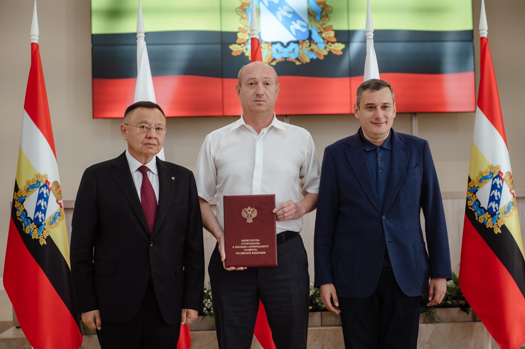Министр строительства и ЖКХ Ирек Файзуллин посетил с рабочей поездкой Курскую область.