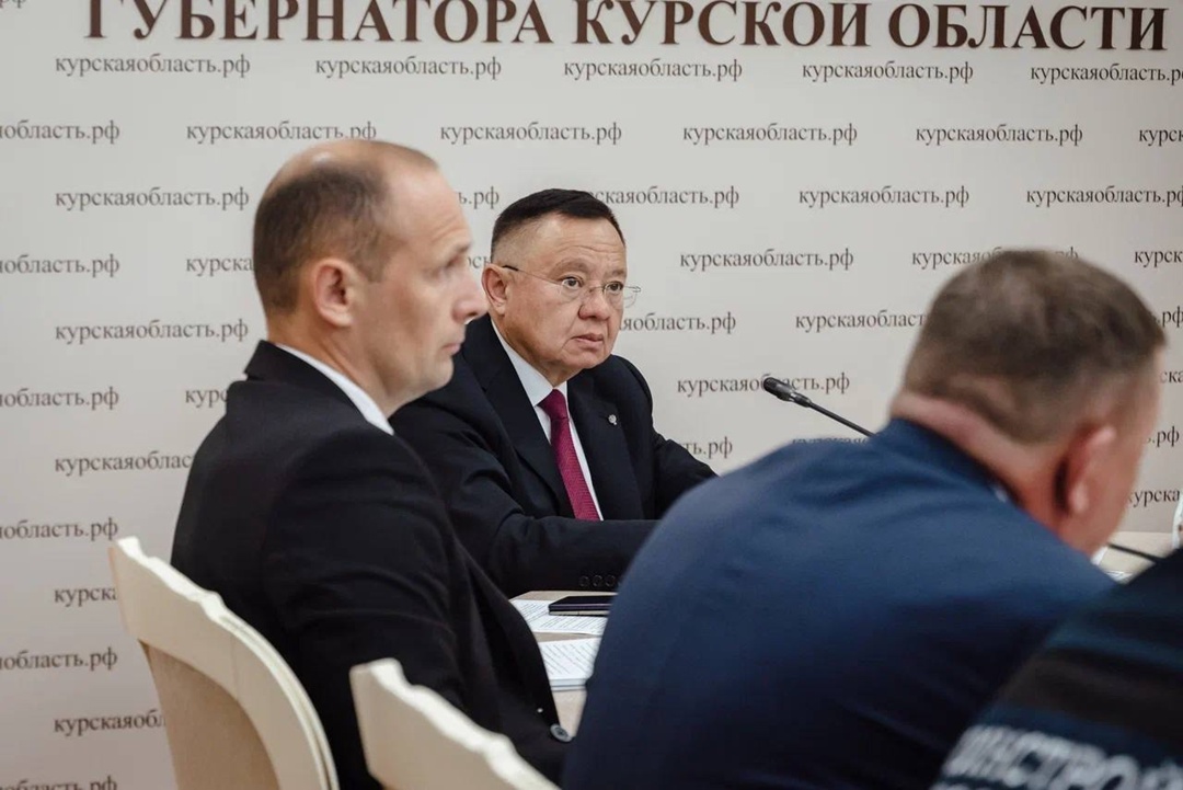 В рамках рабочей поездки Главы Минстроя России в Курскую область состоялось совещание по вопросам развития строительной отрасли и жилищно-коммунального…