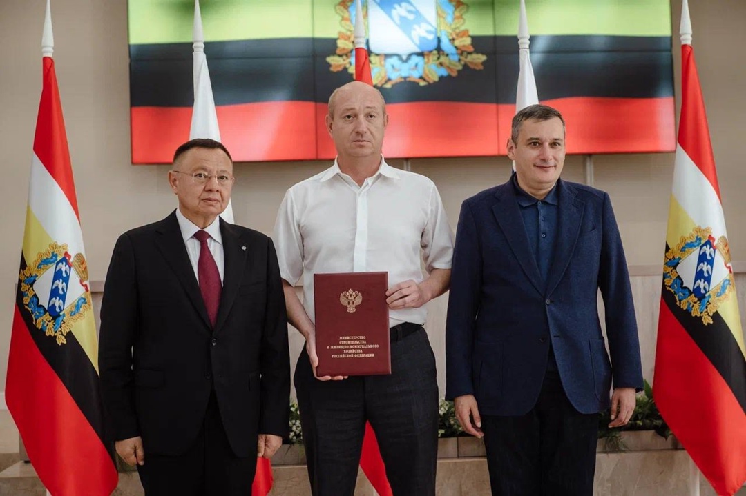 В рамках рабочей поездки Главы Минстроя России в Курскую область состоялось совещание по вопросам развития строительной отрасли и жилищно-коммунального…