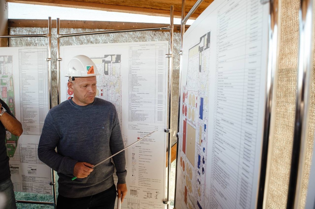 Глава Минстроя России Ирек Файзуллин в ходе рабочей поездки в Курскую область совместно с врио Губернатора Курской области Александром Хинштейном посетил…