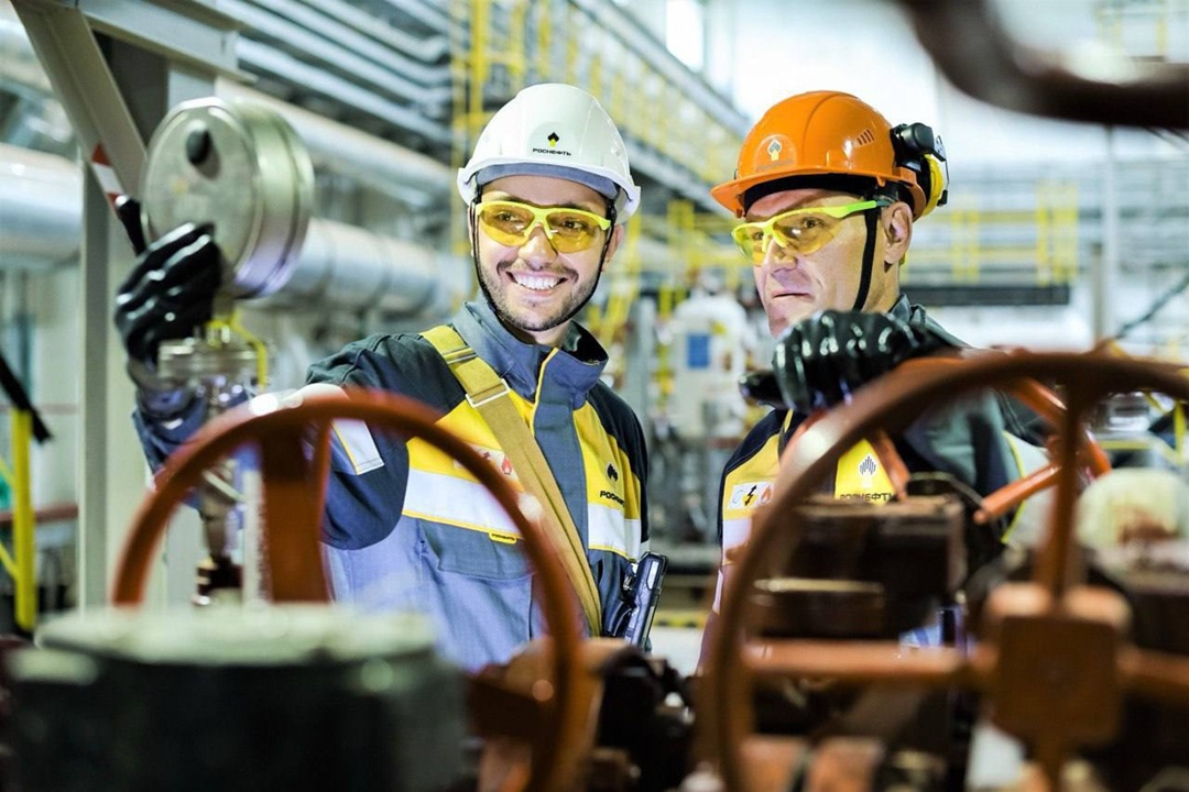 Есть 40 миллионов тонн нефти! Новое достижение в Якутии: на Среднеботуобинском месторождении добыта 40-миллионная тонна нефти.