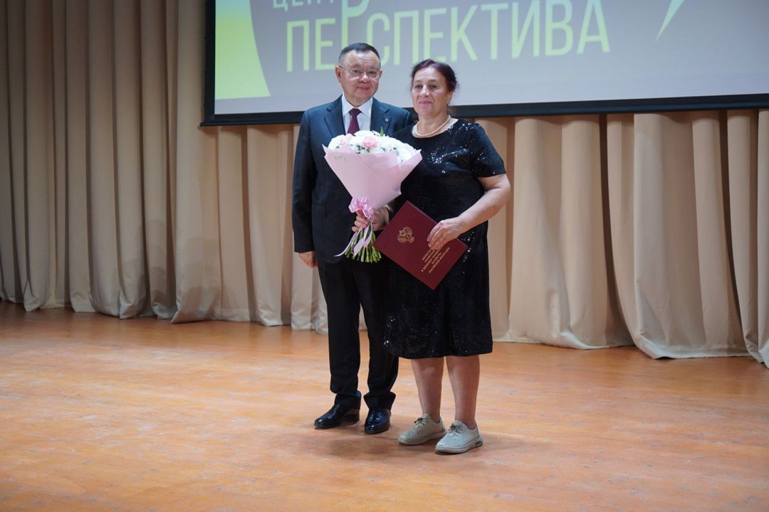 Глава Минстроя России Ирек Файзуллин в ходе рабочей поездки в Брянскую область совместно с губернатором Александром Богомазом принял участие в открытии школы…