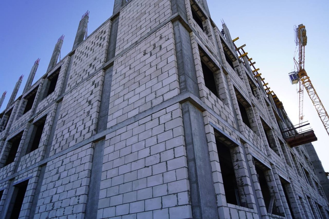 Глава Минстроя России Ирек Файзуллин в рамках рабочей поездки в Брянскую область посетил объекты социальной инфраструктуры