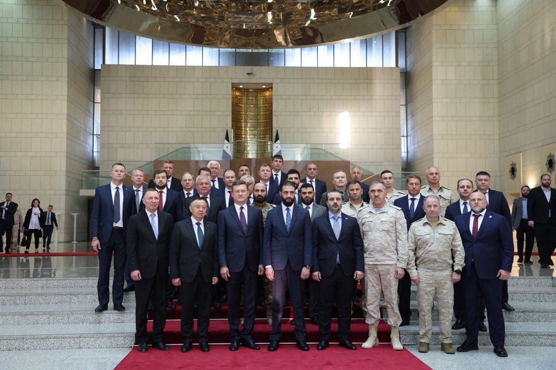 Статс-секретарь – заместитель министра транспорта Дмитрий Зверев принял участие в переговорах заместителя Председателя Правительства Александра Новака с…