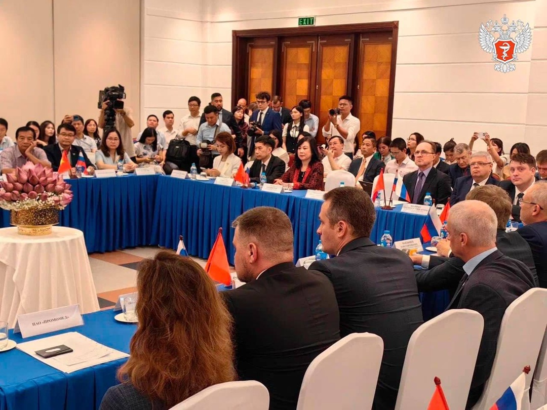 Россия и Вьетнам подписали меморандумы о сотрудничестве в сфере онкологии, а также в сфере разработки лекарственных препаратов