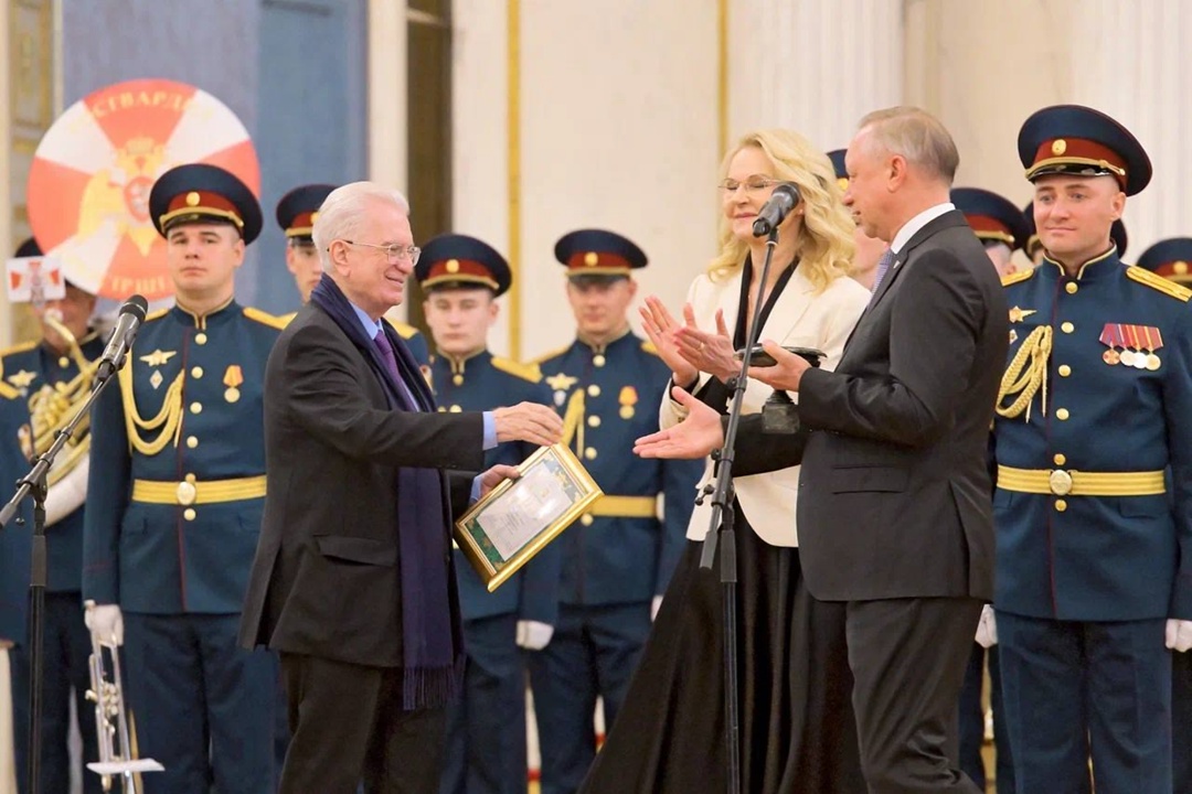 Татьяна Голикова вручила третью Эрмитажную премию