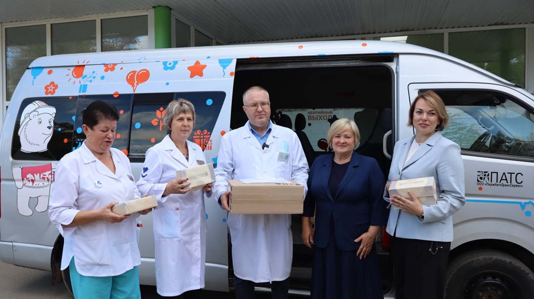 Марафон добрых дел Нефтяники ЛУКОЙЛа передали медоборудование в 23 районные больницы Прикамья в рамках благотворительной акции.