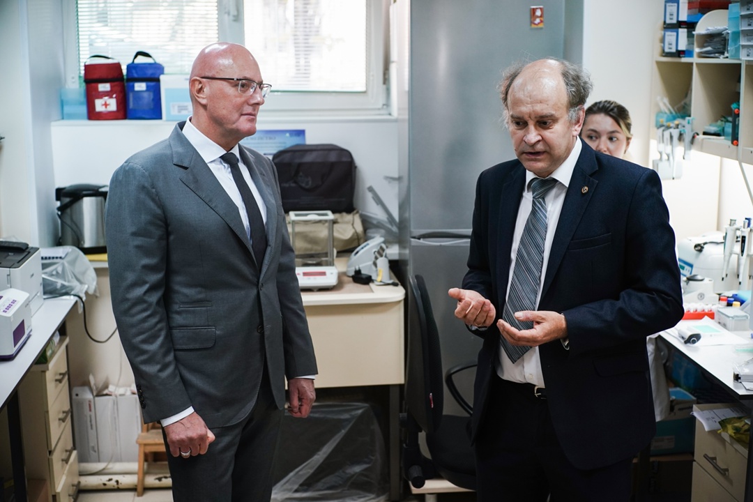 Дмитрий Чернышенко провел совещание по развитию Института проблем экологии и эволюции им. А.Н.Северцова РАН и оценил его инфраструктуру.