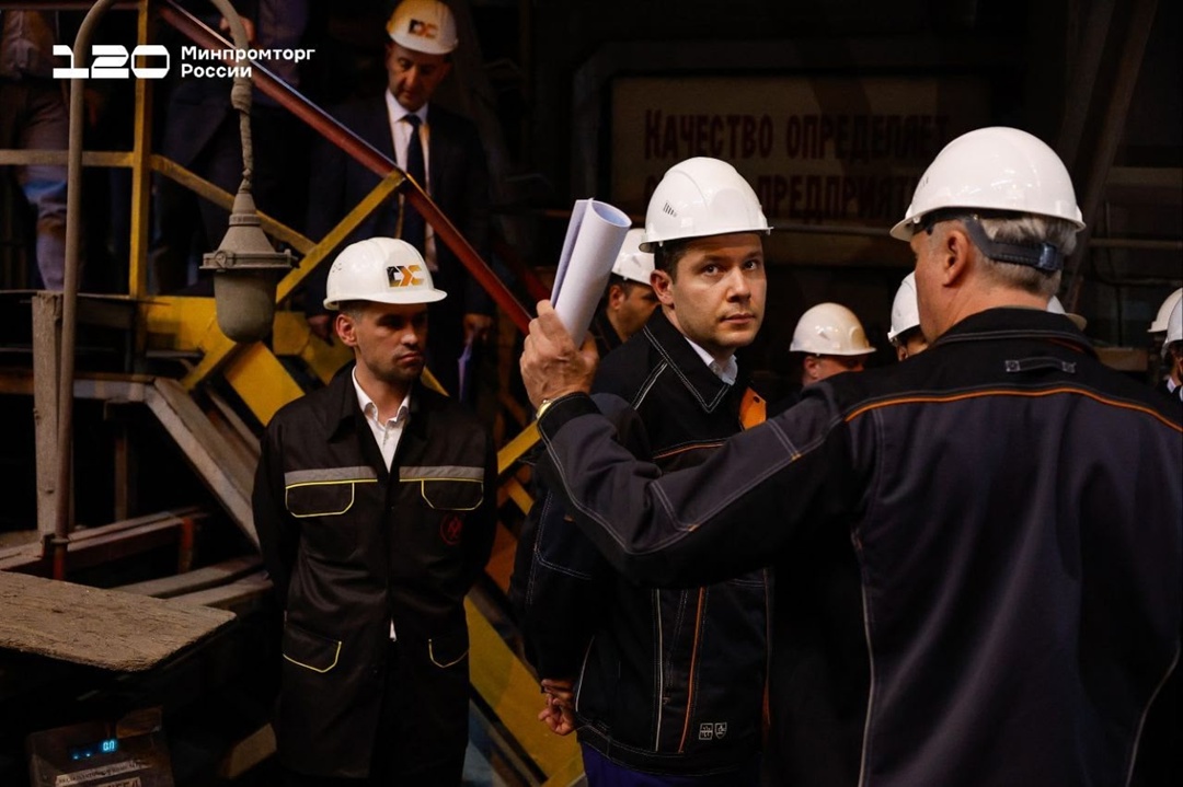 Антон Алиханов посетил промпредприятия ДНР и ЛНР