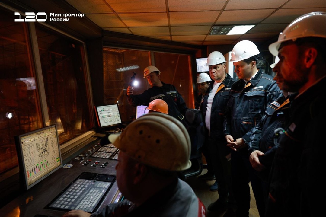 Антон Алиханов посетил промпредприятия ДНР и ЛНР