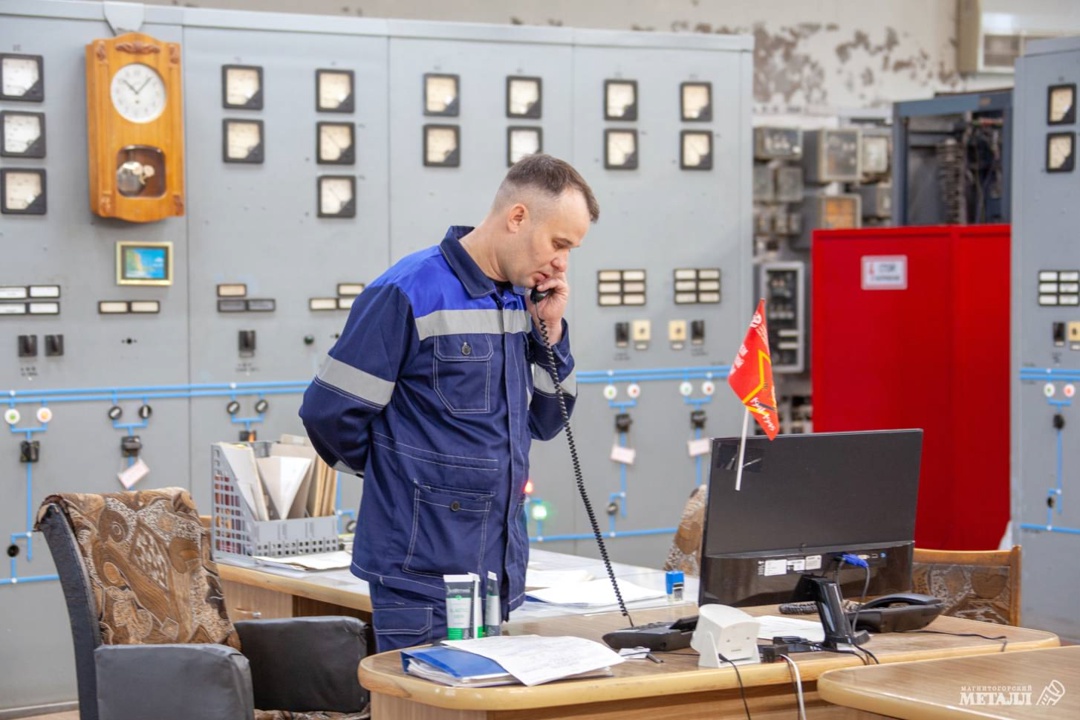 220 000 вольт. Семья, которая держит под контролем стихию