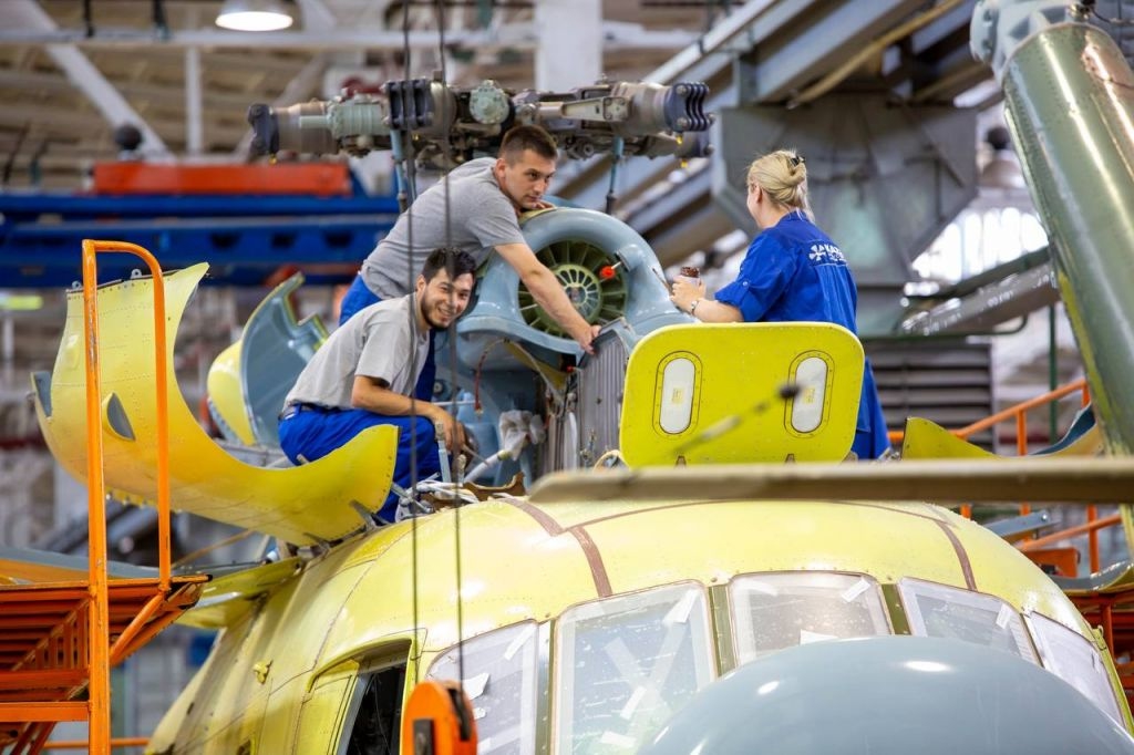 Коллектив Казанского вертолетного завода награжден орденом «За доблестный труд»