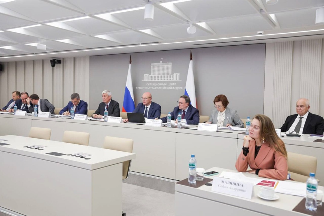 Дмитрий Чернышенко: 600 участников из России и 40 стран соберутся на финале Олимпиады по финансовой безопасности в Красноярске.