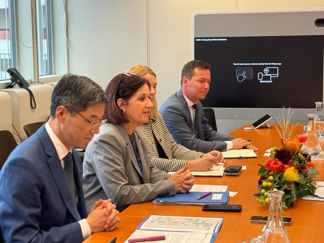 Делегация Ростехнадзора провела переговоры с заместителем генерального директора МАГАТЭ.