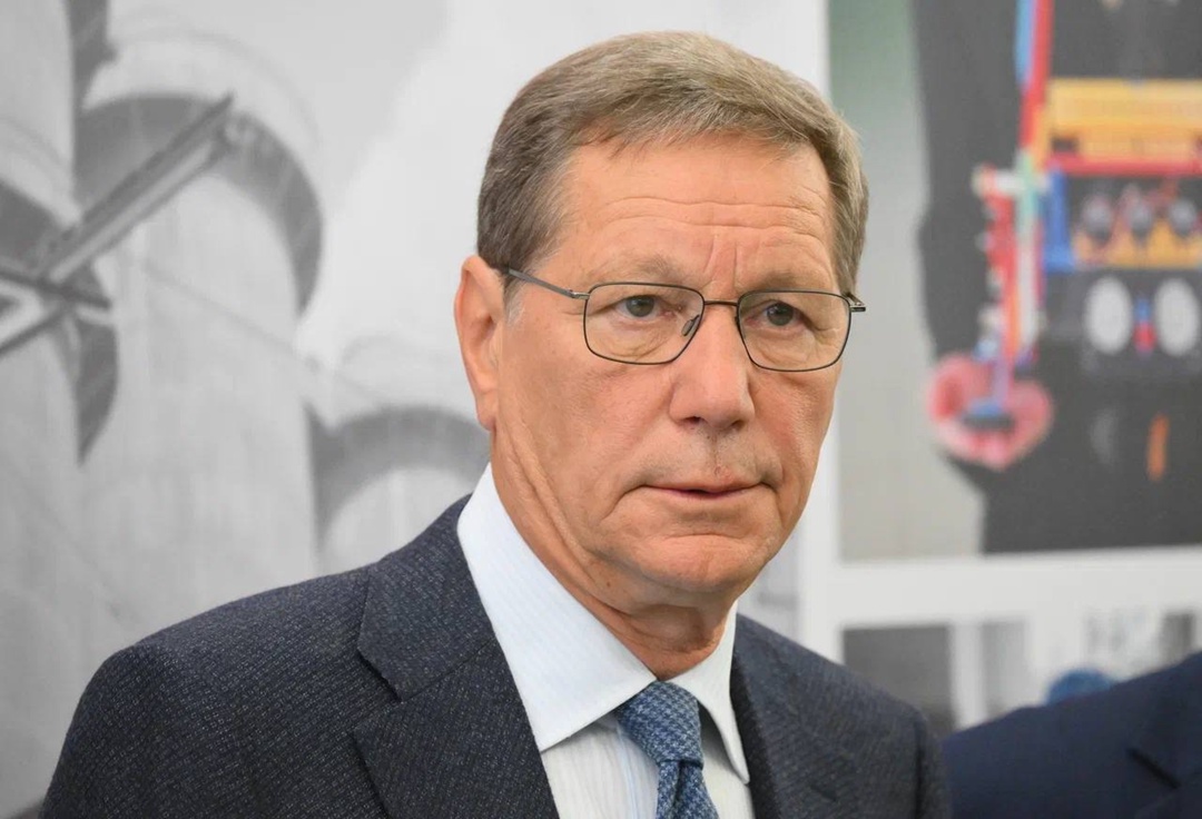 Осенняя сессия в Государственной Думе ФС РФ открылась выставкой «Экспорт во имя Победы»