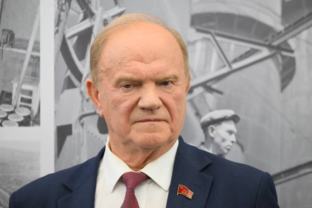 Осенняя сессия в Государственной Думе ФС РФ открылась выставкой «Экспорт во имя Победы»