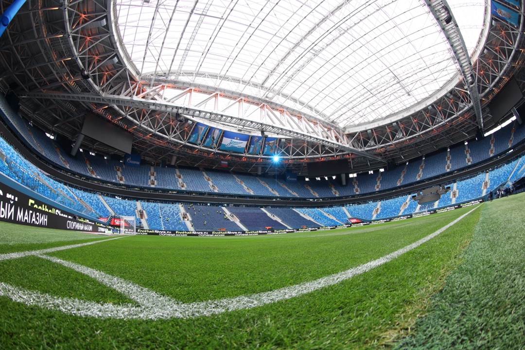 Матч Зенит — Ахмат на «Газпром Арене» для нас вдвойне особенный, ведь на поле вместе с игроками «Зенита» выйдут наши юные победители конкурса.