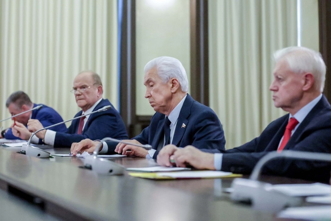 На встрече с Президентом РФ Владимиром Путиным руководители фракций политических партий Государственной Думы рассказали о своих предложениях и планах на…