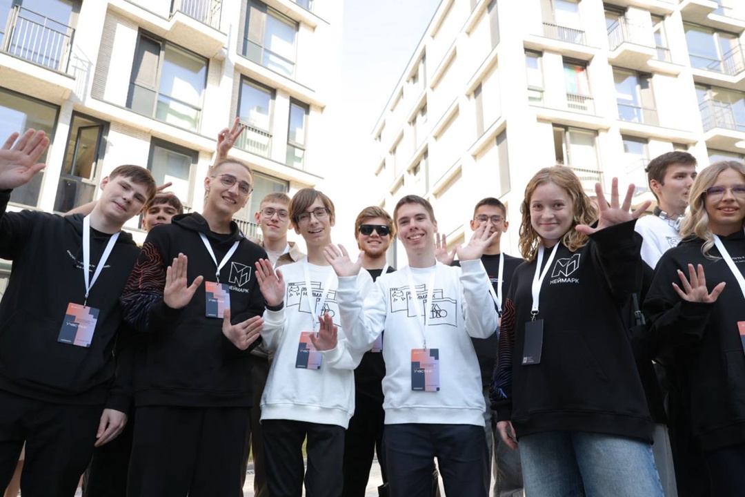 Дмитрий Чернышенко и Глеб Никитин открыли 18 новых корпусов ИТ-кампуса «Неймарк» в Нижнем Новгороде.