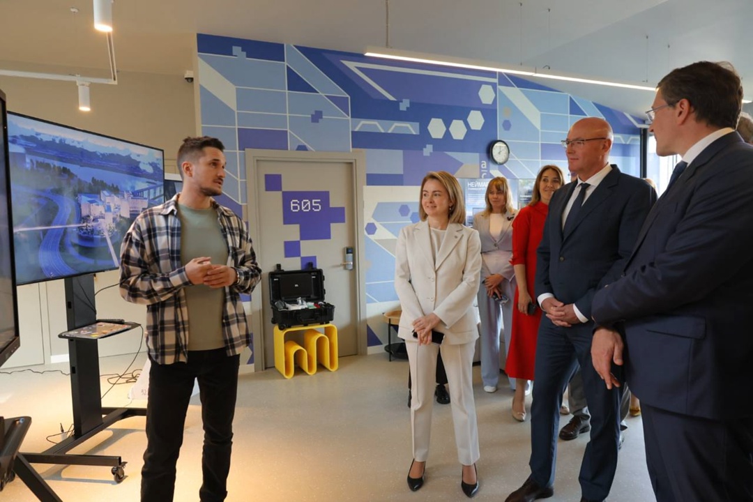 Дмитрий Чернышенко и Глеб Никитин открыли 18 новых корпусов ИТ-кампуса «Неймарк» в Нижнем Новгороде.