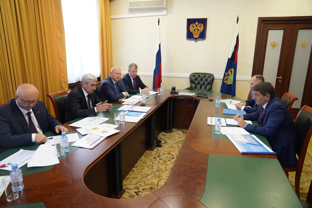 В Ростехнадзоре состоялась встреча Руководителя Федеральной службы по экологическому, технологическому и атомному надзору Александра Трембицкого и…