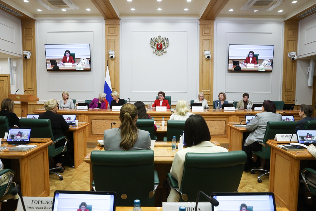 Галина Карелова: Осенняя сессия Совета Евразийского женского форума будет насыщена новыми проектами